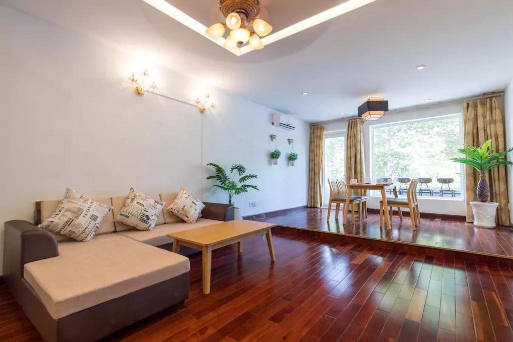 Scandinavian Apartment With Balcony In Bui Vien Hô Chi Minh-Ville Extérieur photo